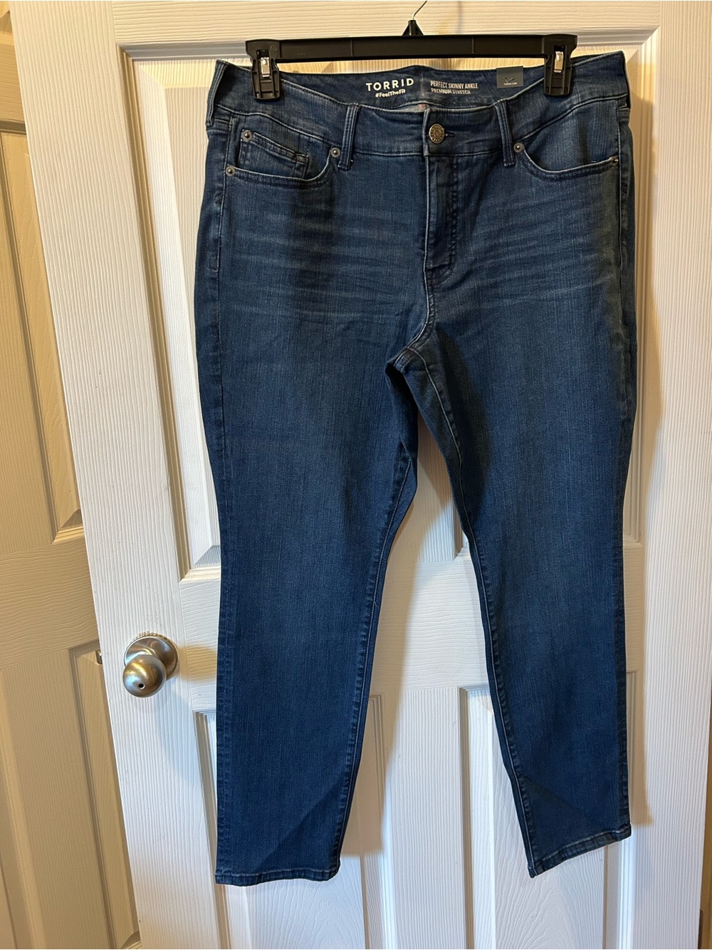 Torrid 16T Dark Indigo Hollywood Perfect Skinny Ankle Jeans NWT